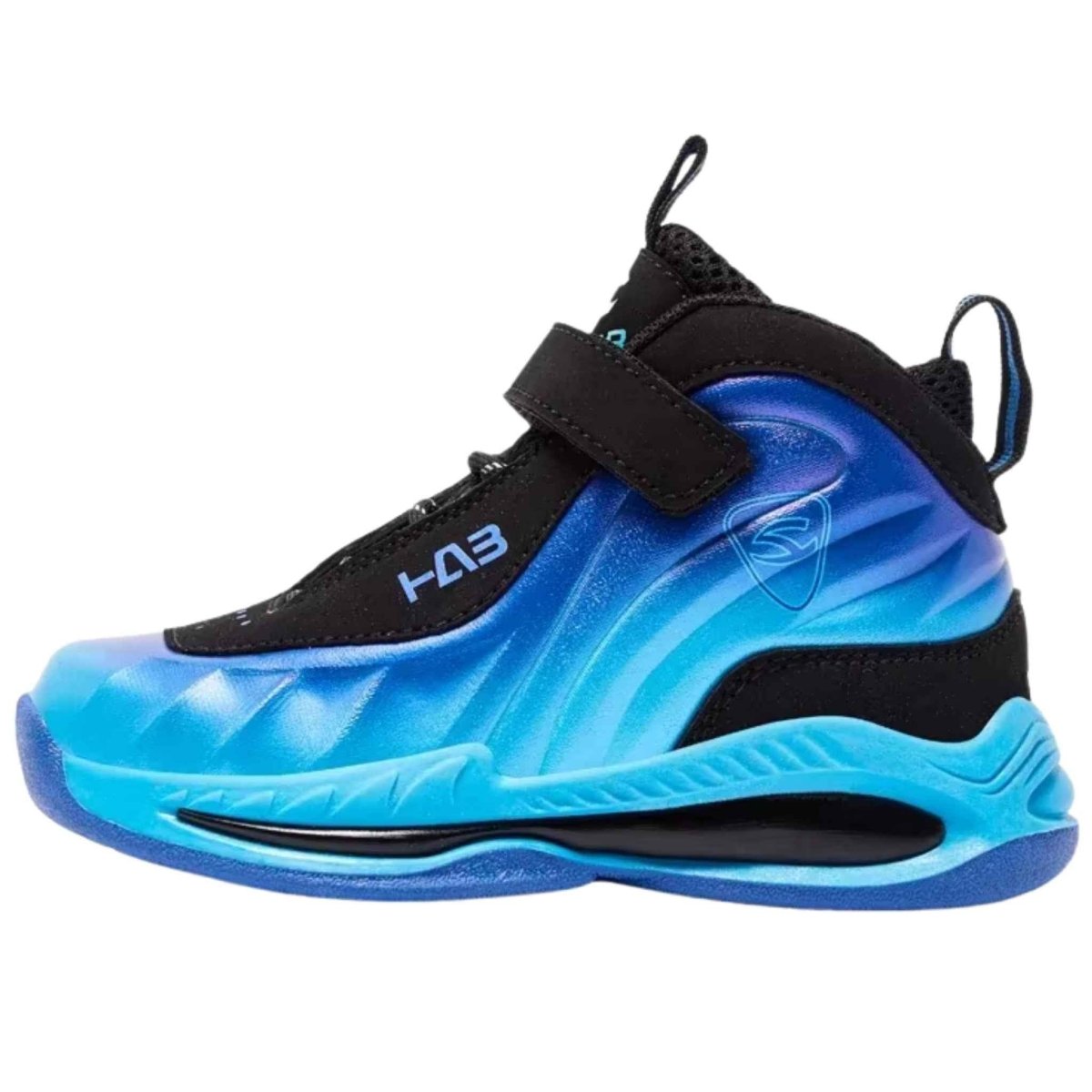 Air Lift kids basketball shoes, side profile showing sole and upper detail