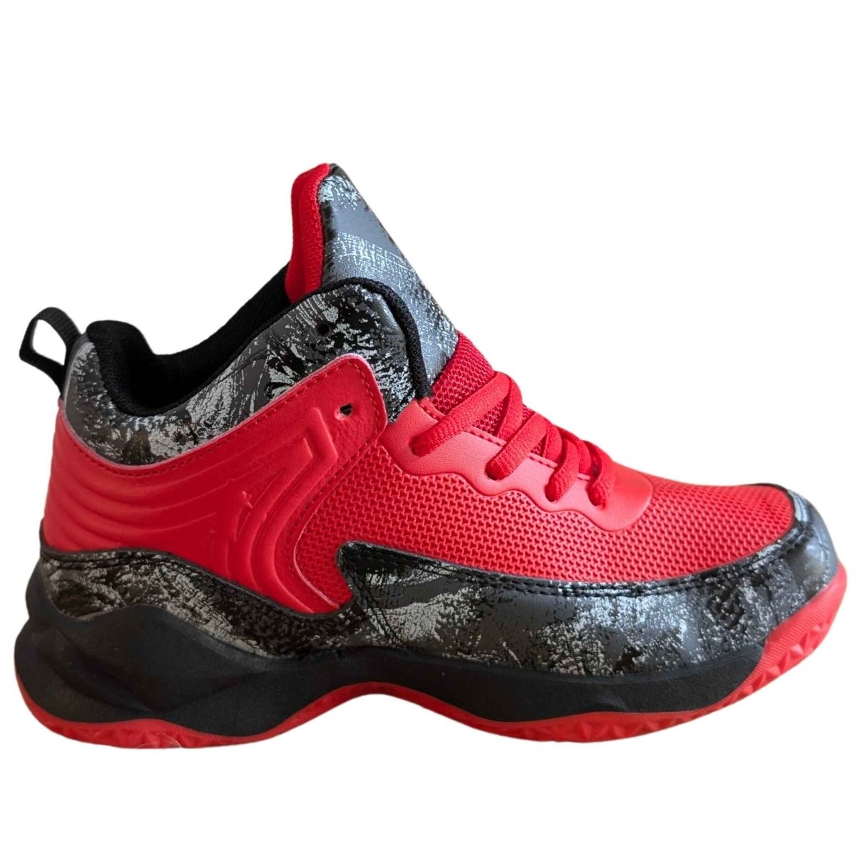Air Strike Pro Kids Basketball Shoes - Kids Kids Basketball Shoes in 31 | Boys & Girls Shoes Online Australia | Kiddos Kicks